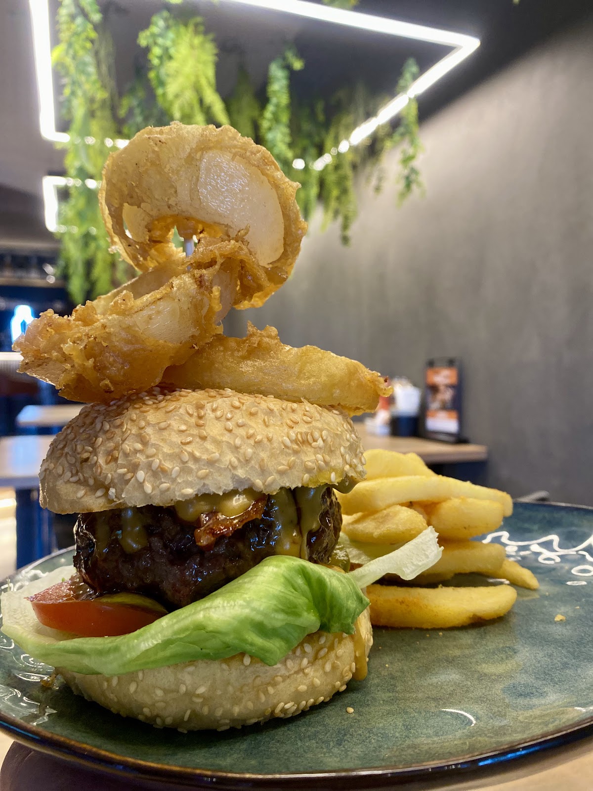 bru restobar — George